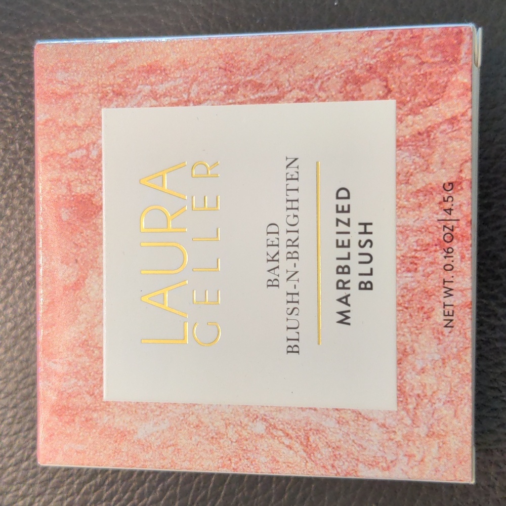 Laura Geller: Baked Blush-N-Brighten